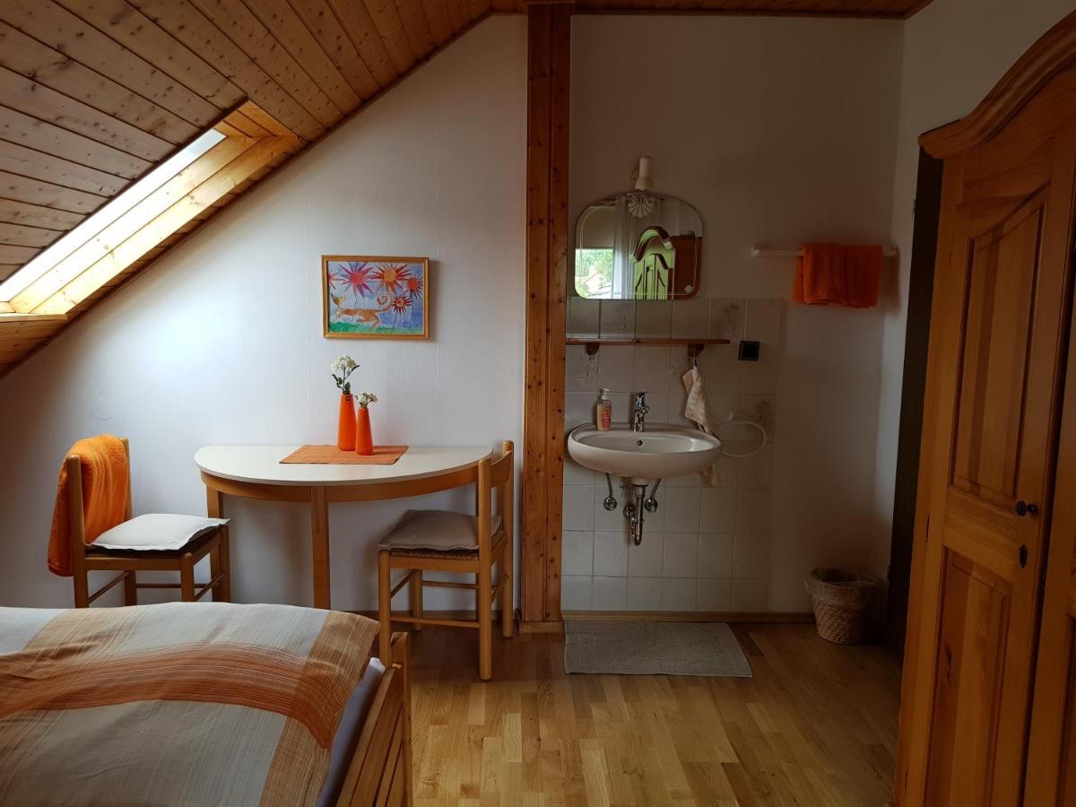 Gaestezimmer Aschenbrenner Bad Rodach Exterior foto